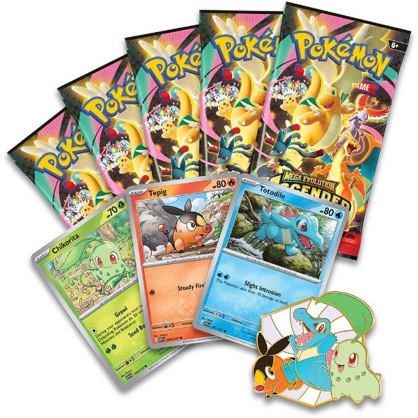 De volledige inhoud van de Deluxe Pin Collection met 5 booster packs, de Chikorita, Tepig en Totodile promo's en de verzamelpin.