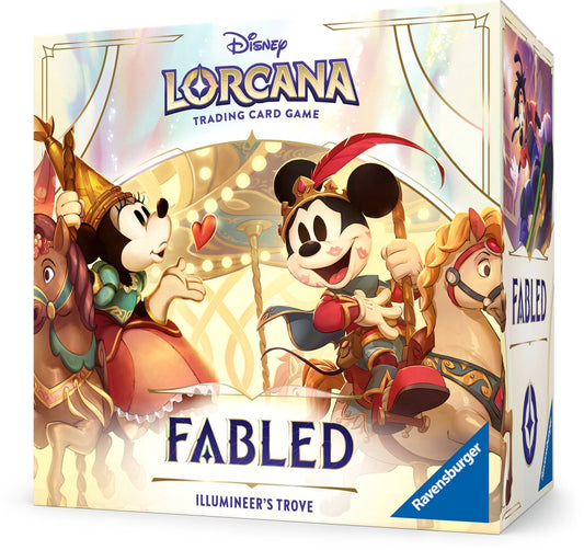 Lorcana Fabled Illumineer’s Trove – Disney TCG bundel met boosters, accessoires en Enchanted kaarten van Mickey, Minnie, Dumbo en meer.