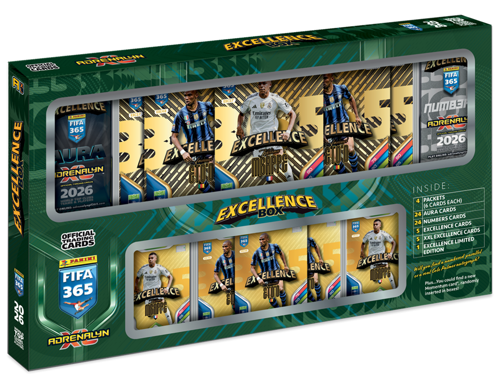 Schuinvooraanzicht van de officiële Panini Adrenalyn XL FIFA 365 Excellence Box 2026 met de exclusieve kaarten en packs.