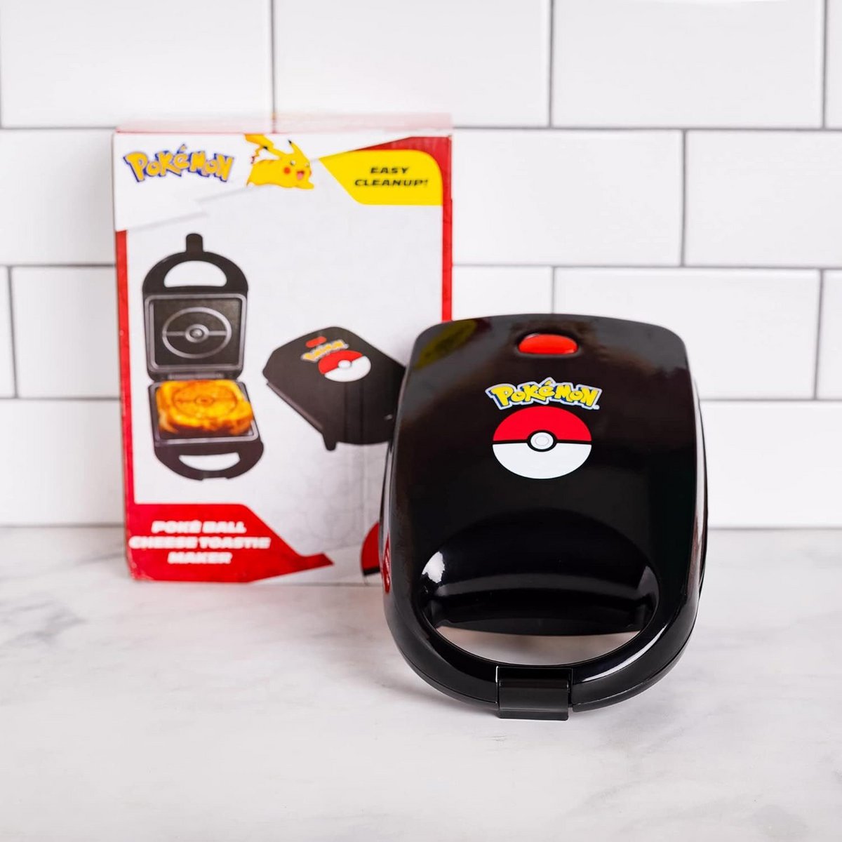 Pokémon Pokéball tosti-ijzer met herkenbaar Pokémon design