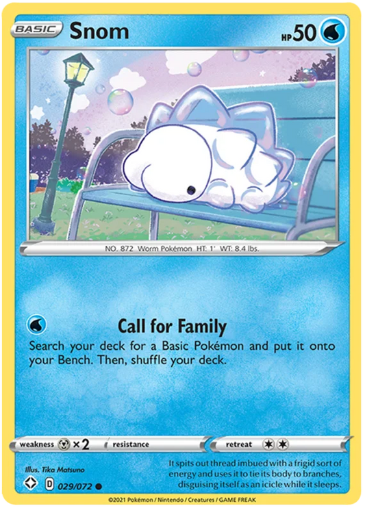 Snom common kaart 029/072 uit de Pokémon Shining Fates set op een parkbankje