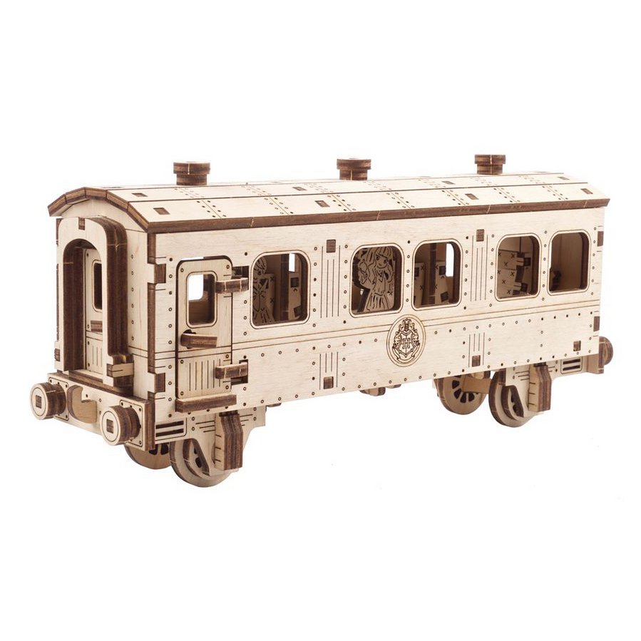 Ugears Harry Potter Hogwarts Express houten mechanisch modelbouwpakket met locomotief, tender en passagierswagon - achteraanzicht